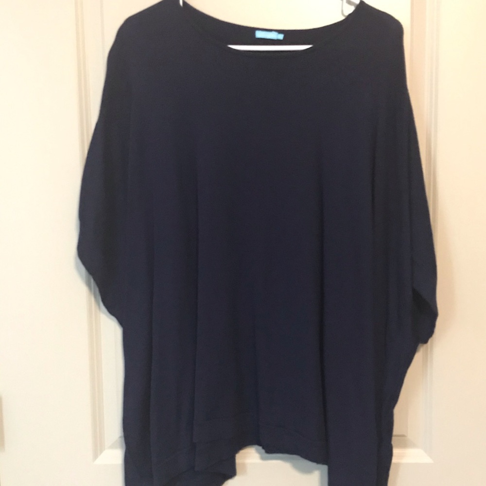 Navy poncho to elevate your look!